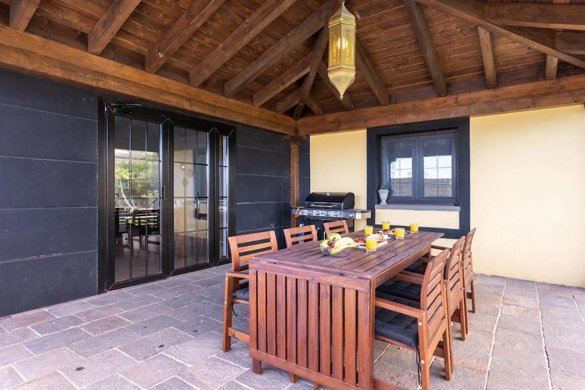 קנדלריה Villa Jazmin Real Confort Jakuzzi Vistas Jardin 0*,  ספרד
